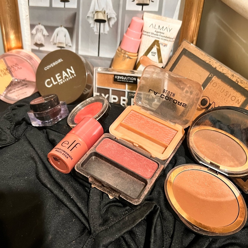 Makeup bundle apc 11 items